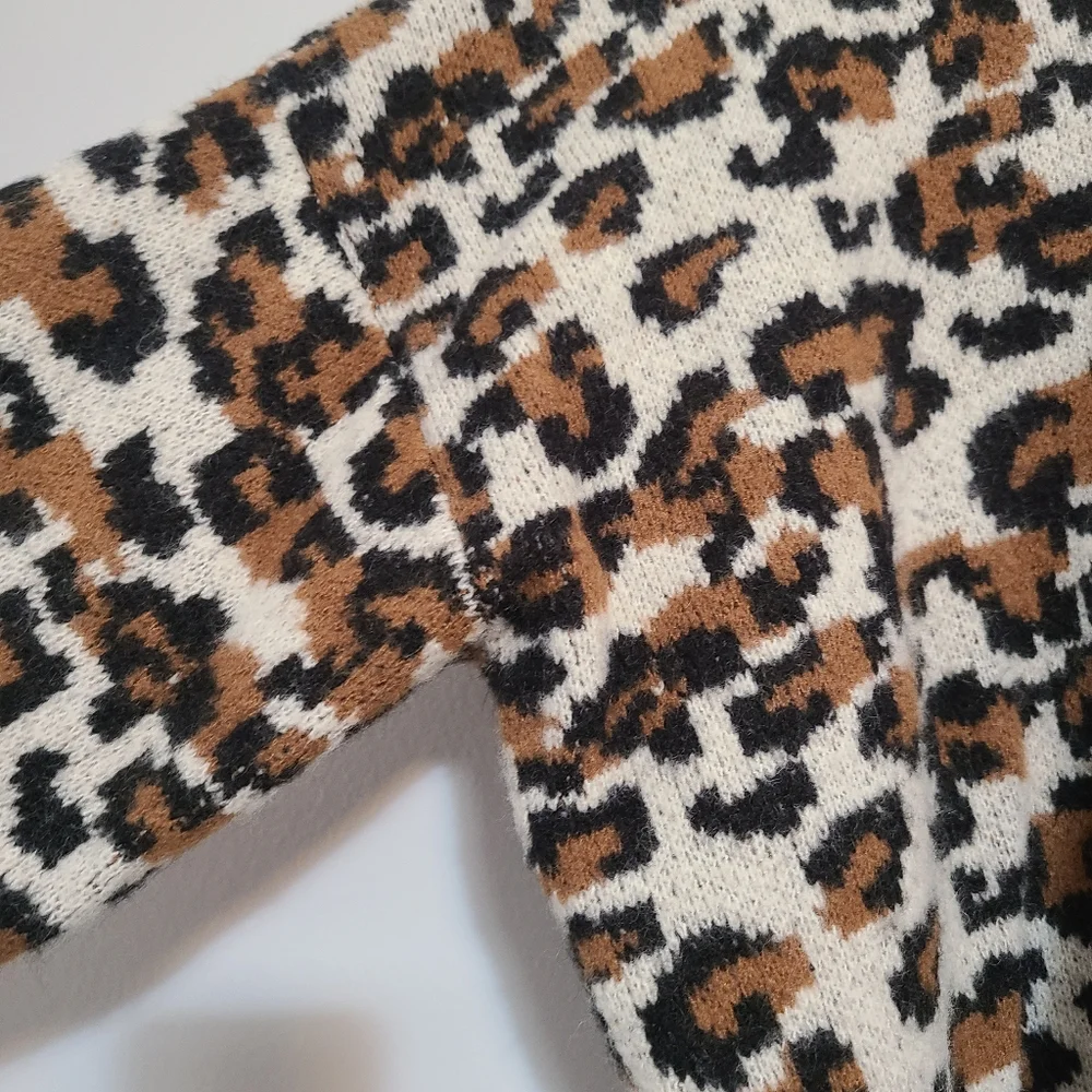 Philosophy Oversized Cozy Animal Print Pullover Sweater XL